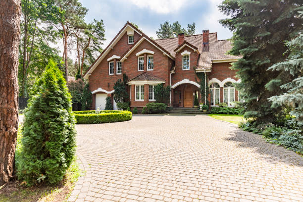 Best Professional Driveway Pavers  in Moody, TX